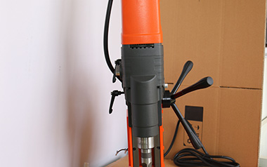 磁力鉆的空心鉆頭出現(xiàn)卡芯的情況應(yīng)該如何處理？